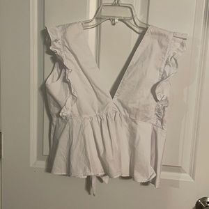 So cute. White 100% cotton zhu sun top. SiE S